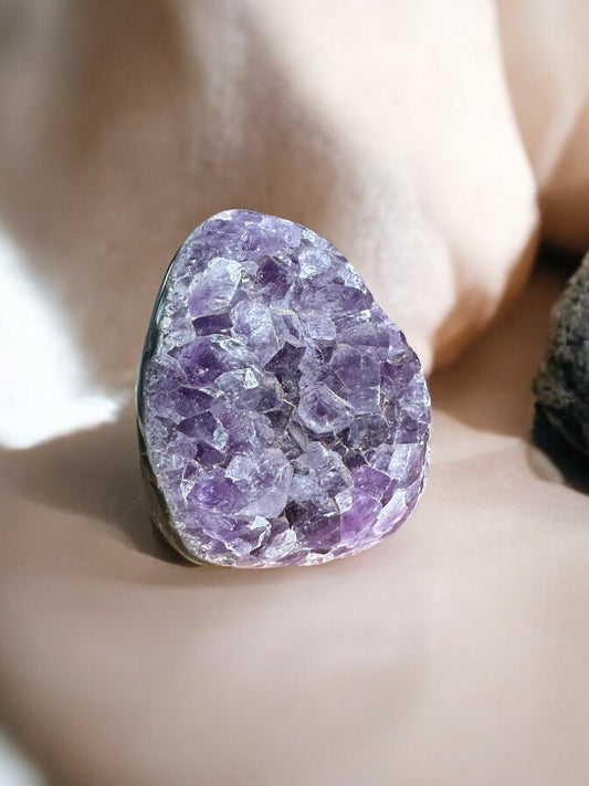 Amethyst crystal decor in egg shape