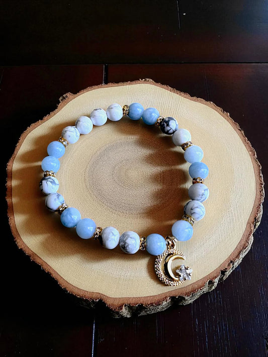 Aquamarine and howlite crystal bracelet for calm, peace, and renewal