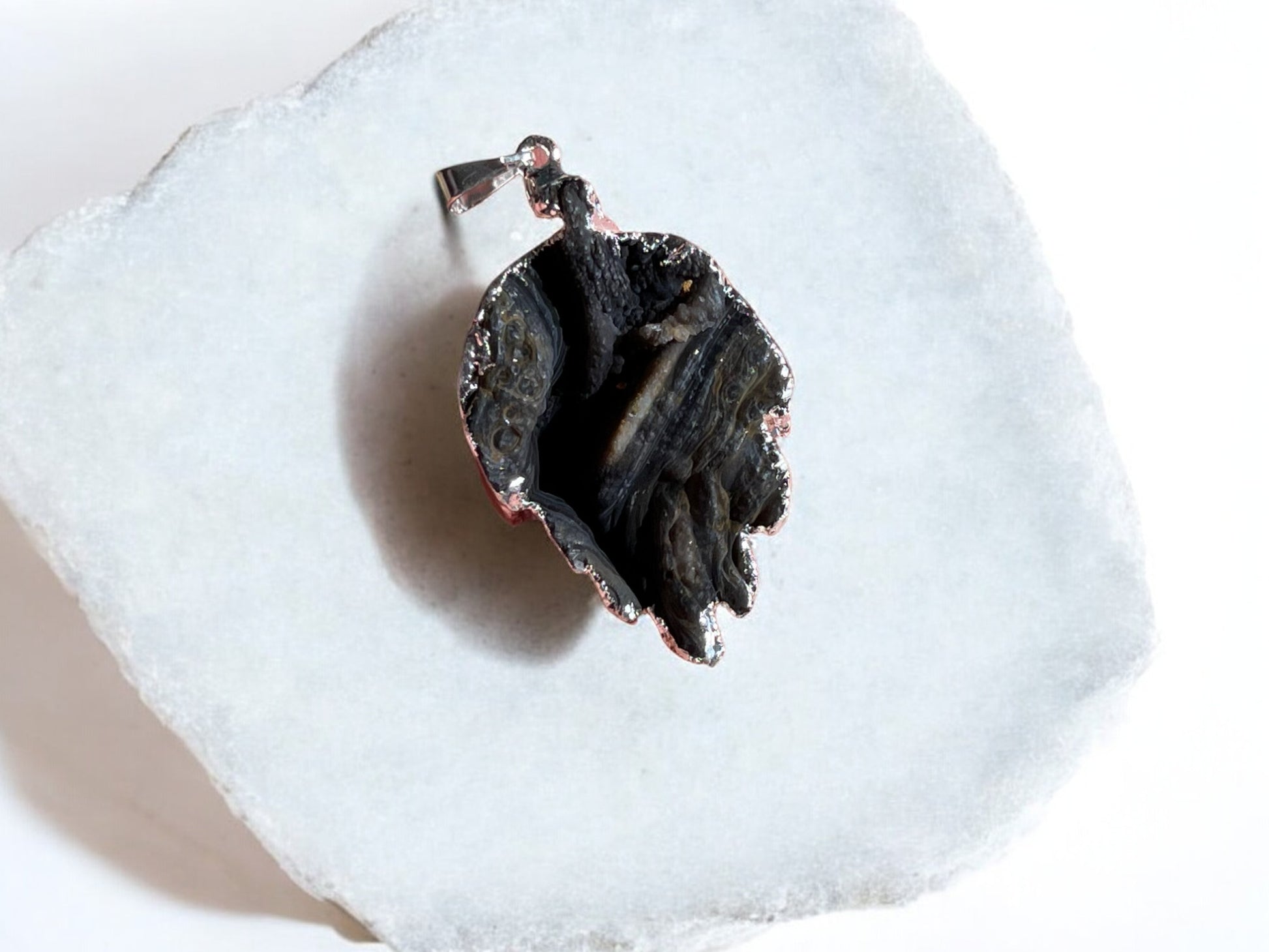 Druzy agate leaf crystal pendant with a nup back view