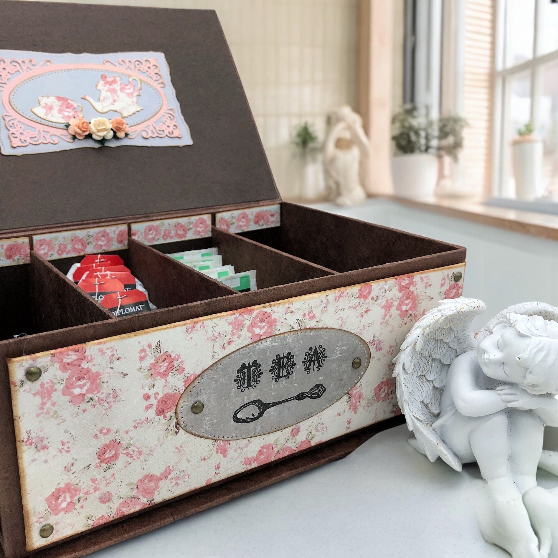 Handmade shabby chic tea box with four compartments, hinged lid, bronze chain and handles—artisan vintage organiser for loose tea or tea bags.