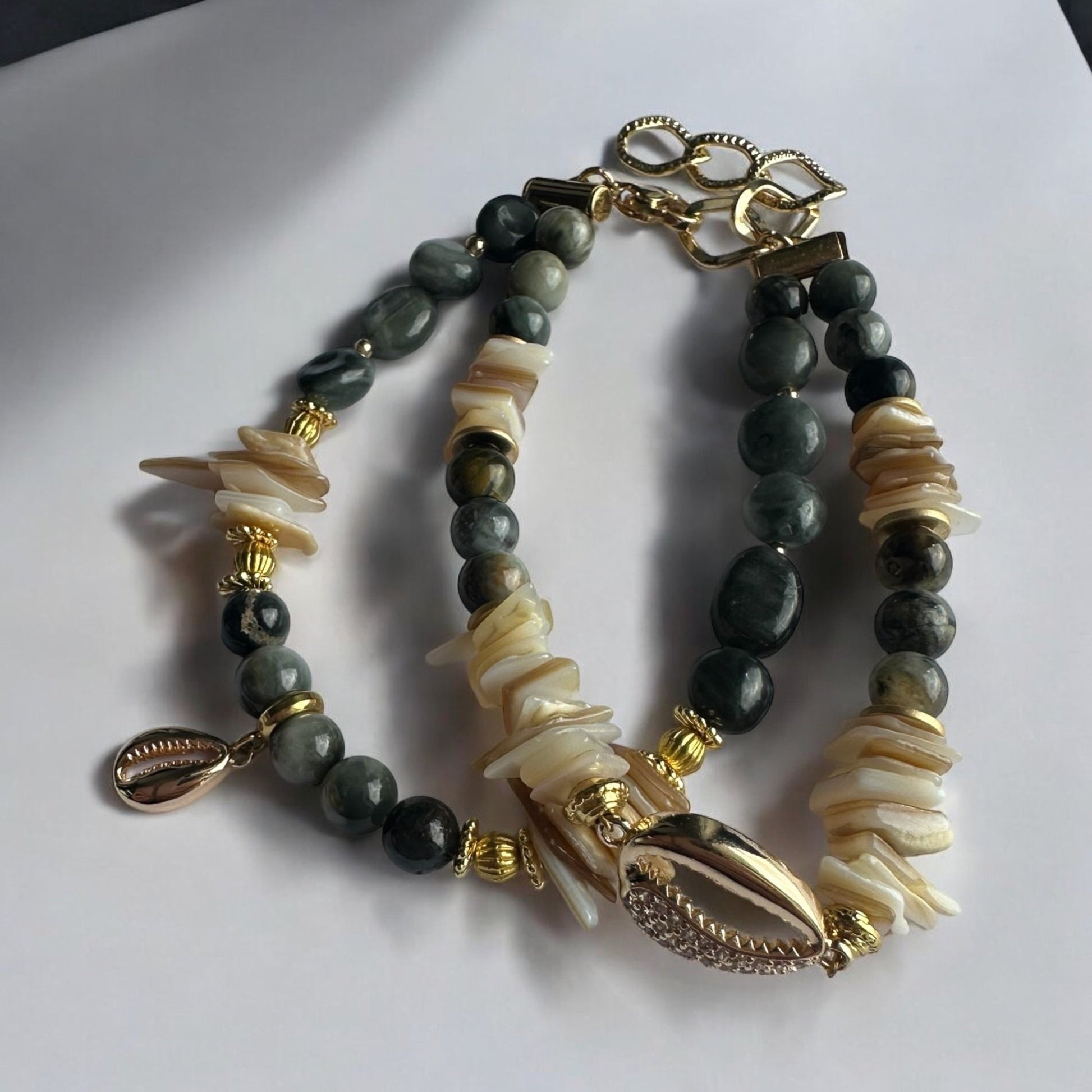 Hawk's Eye and Pearl Crystal Bracelet