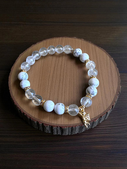 Howlite and clear quartz gemstone bracelet for calm and clarity.