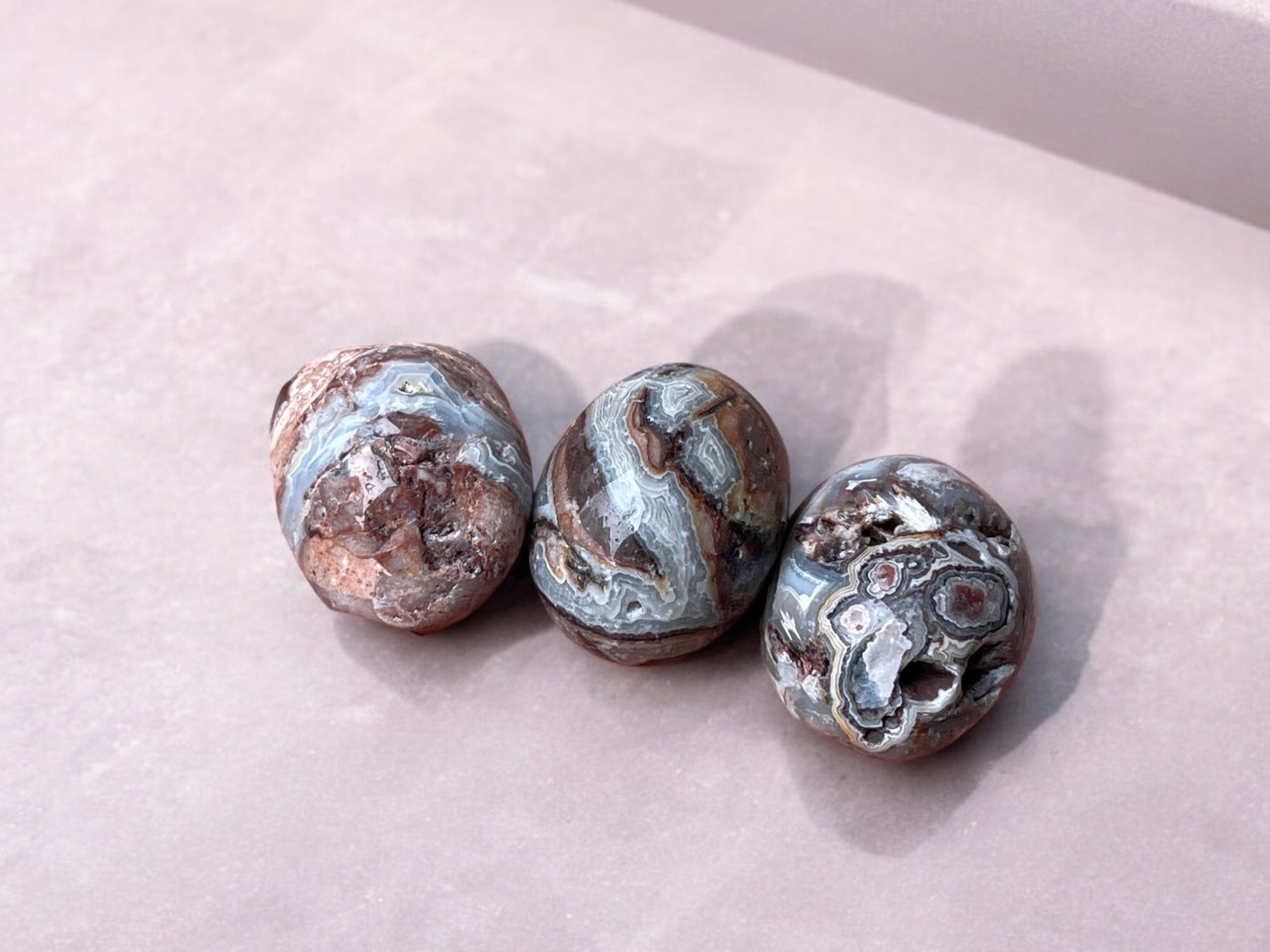 Mexican crazy lace agate tumbled stones