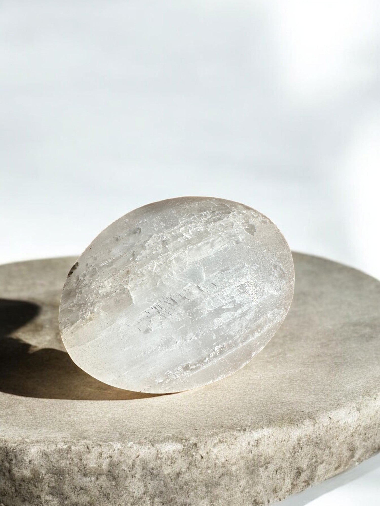 Selenite bigger palm stone