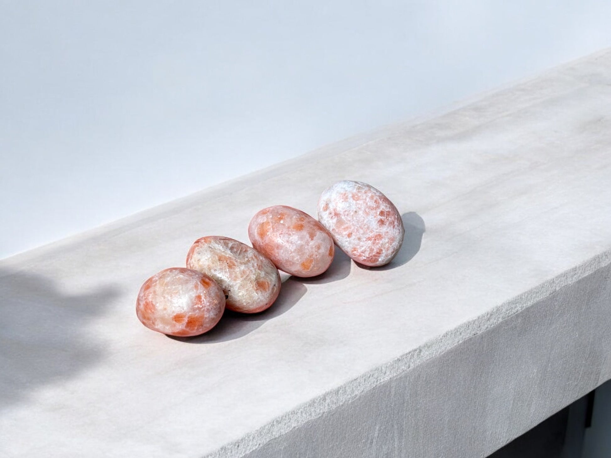 Sun stone tumbled stones