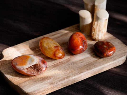 Carnelian palm stones